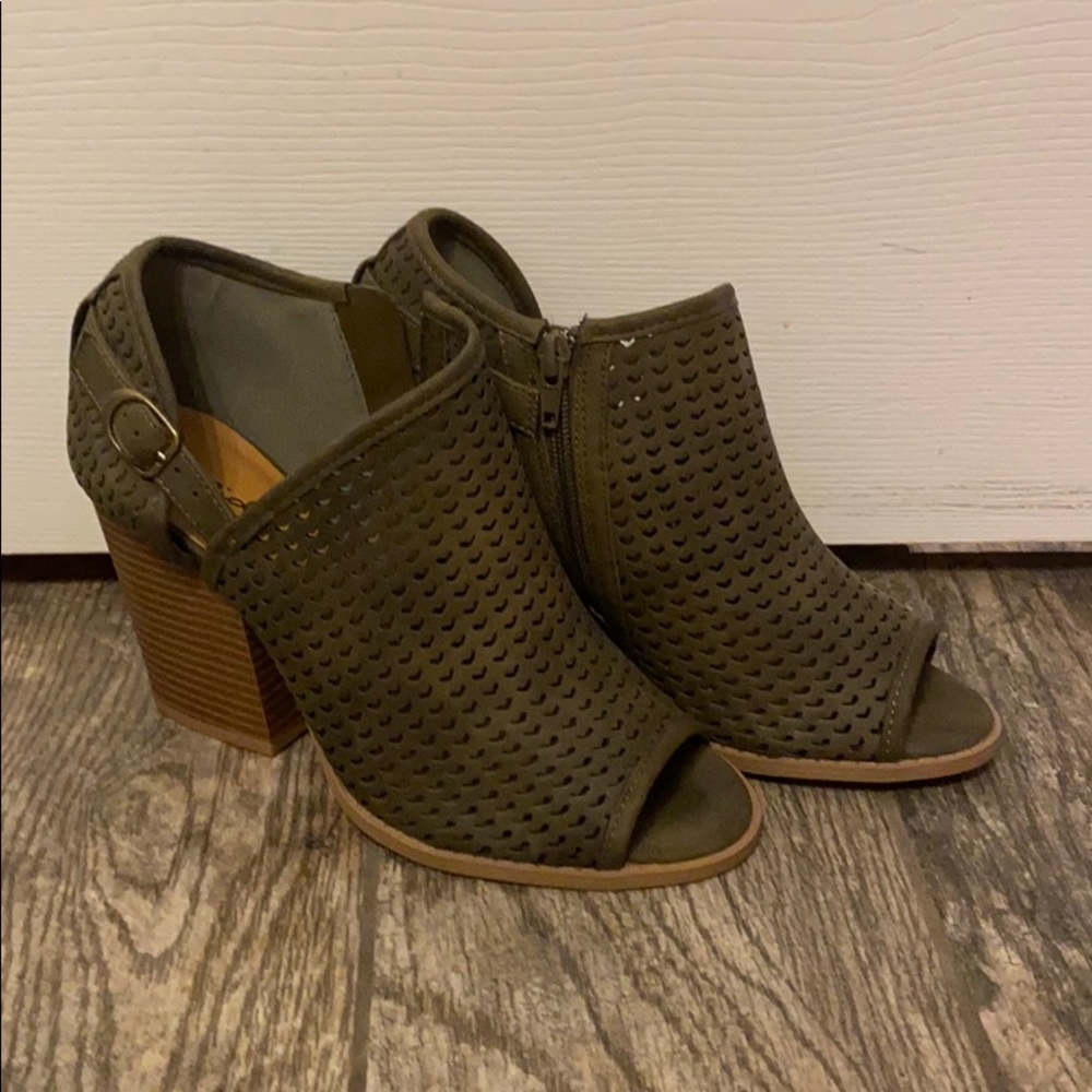 Army green boots